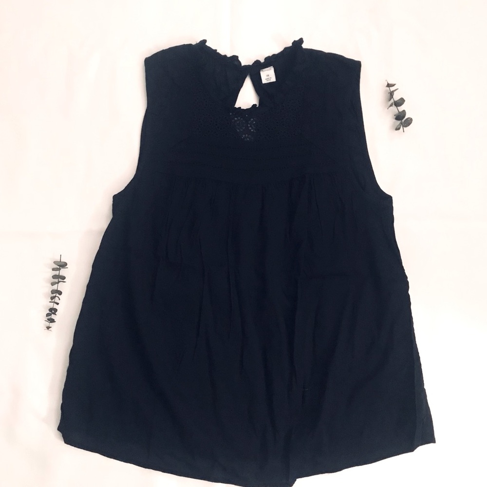 NWOT Old Navy Lace Detail Blouse